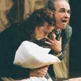 Come tre sorelle &ndash; di Arrigo Vezzani, ispirato al dramma &laquo;Tre Sorelle&raquo; di Anton Cechov ed ambientato in Italia negli anni del dopoguerra. Gruppo Teatrale Mandriolo (2000)